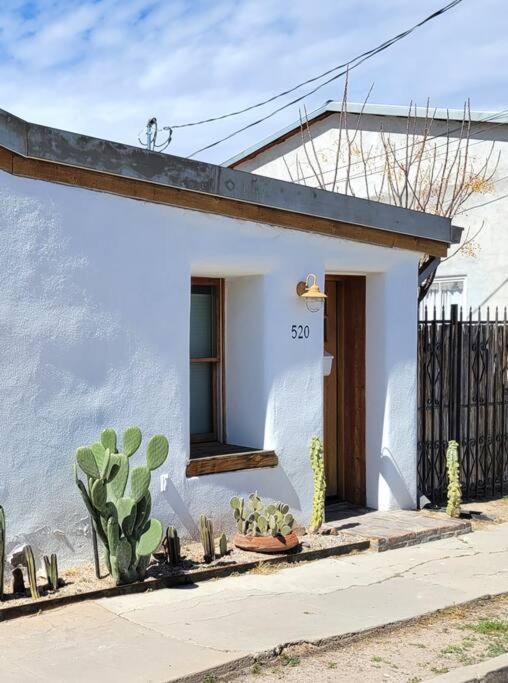 Historic 1900 Adobe Downtown Barrio Retreat, Low Summer Rates! Leilighet Tucson Eksteriør bilde