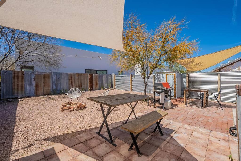 Historic 1900 Adobe Downtown Barrio Retreat, Low Summer Rates! Leilighet Tucson Eksteriør bilde